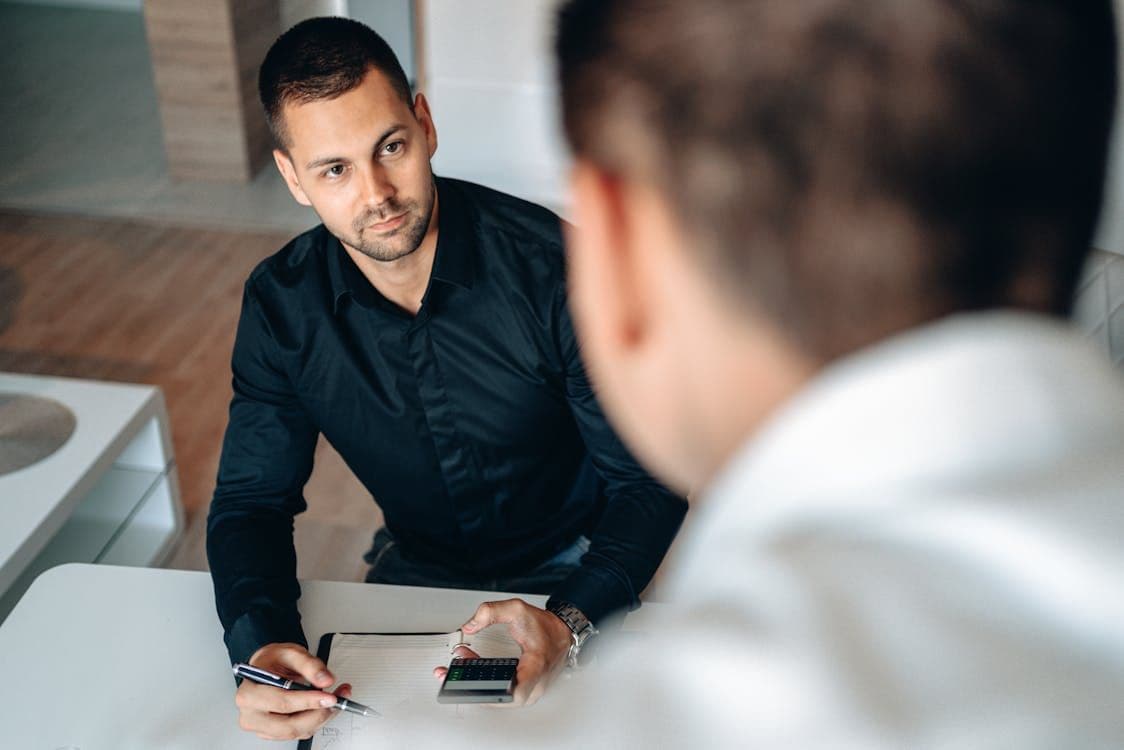 Why Startups Gain An Edge With Specialist Consultants